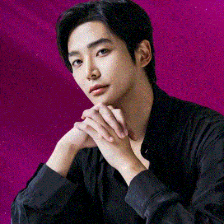 Foto kegiatan terbaru dari Rowoon