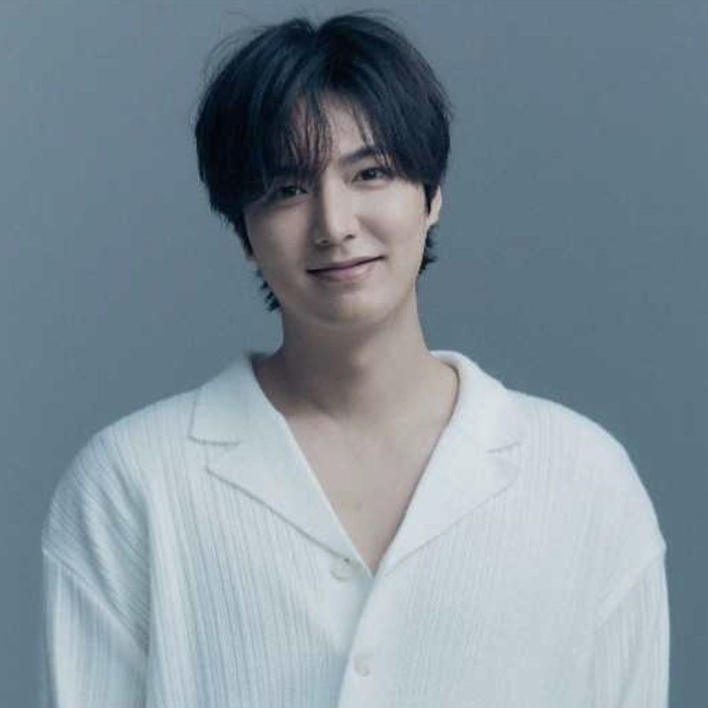 李敏镐的最新照片