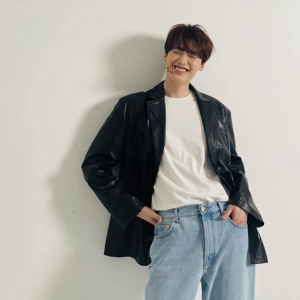 Latest photo of Lee Jongsuk