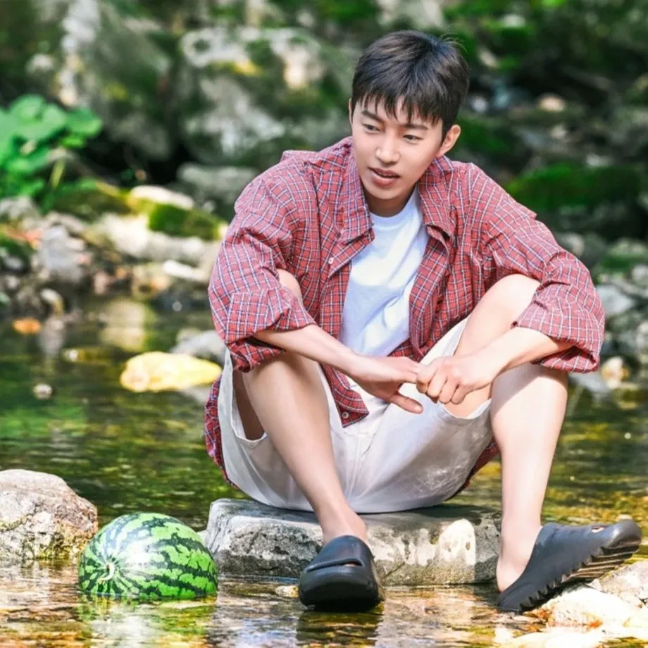 Cuplikan di balik layar dari Lim Youngwoong