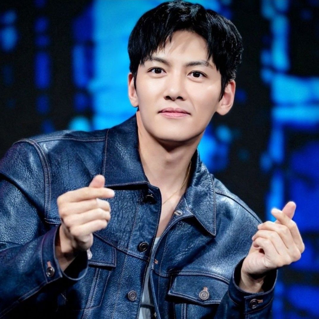 Latest photo of Ji Changwook