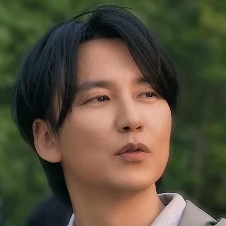 Behind-the-scenes cut of Kim Namgil