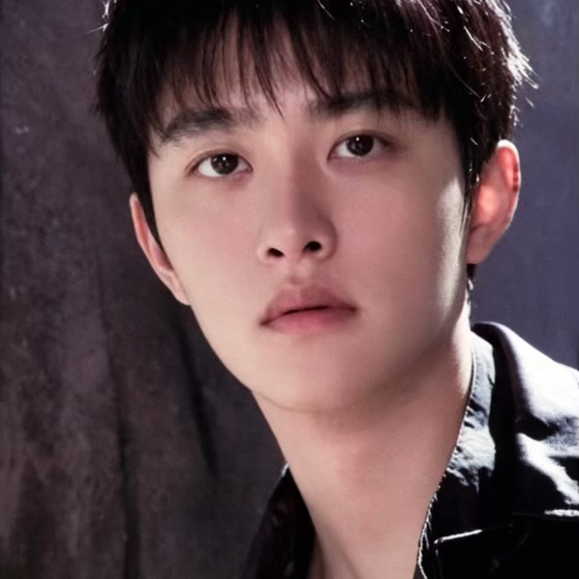 Cuplikan di balik layar dari Doh Kyungsoo (D.O.)