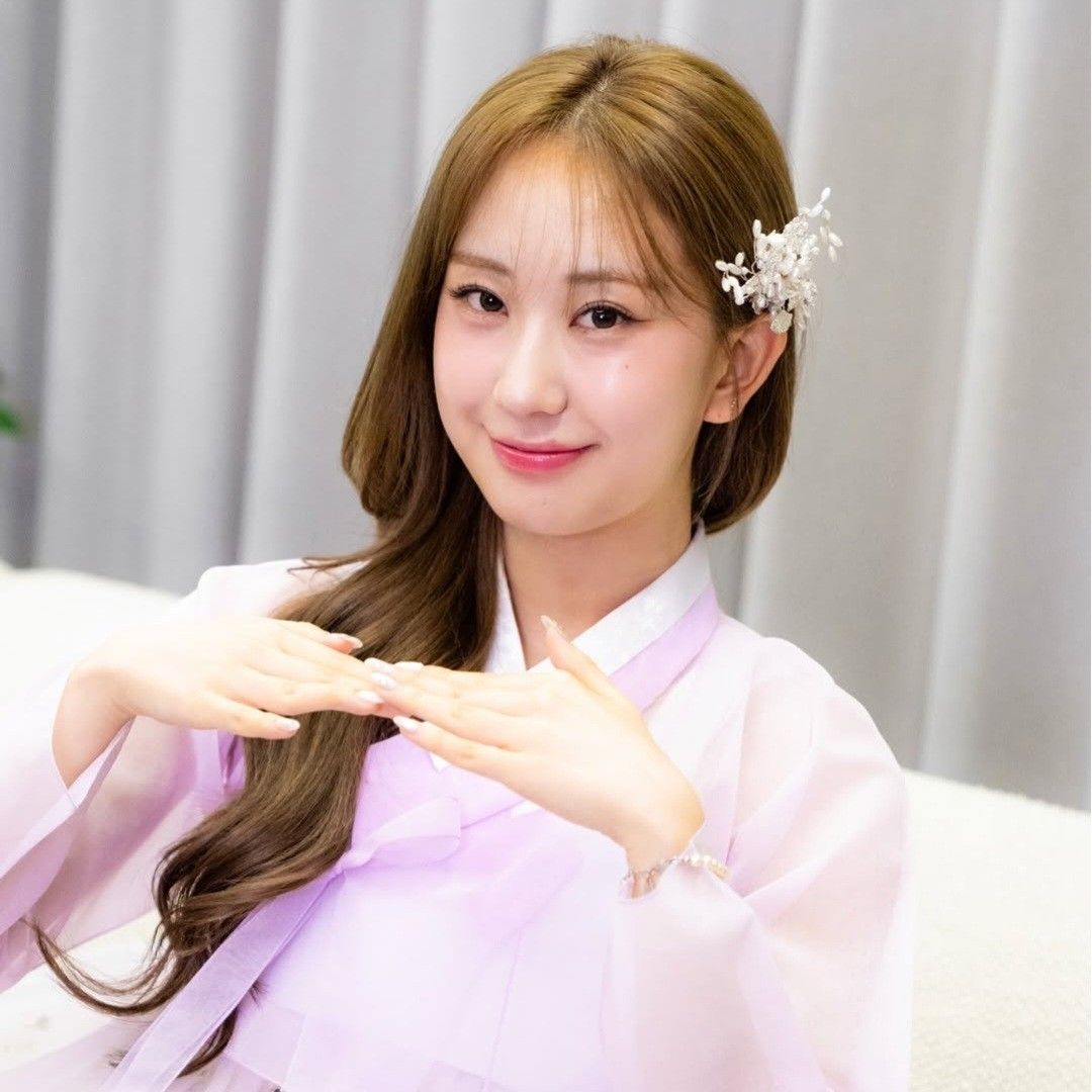 Foto terbaru dari Jeon Yujin
