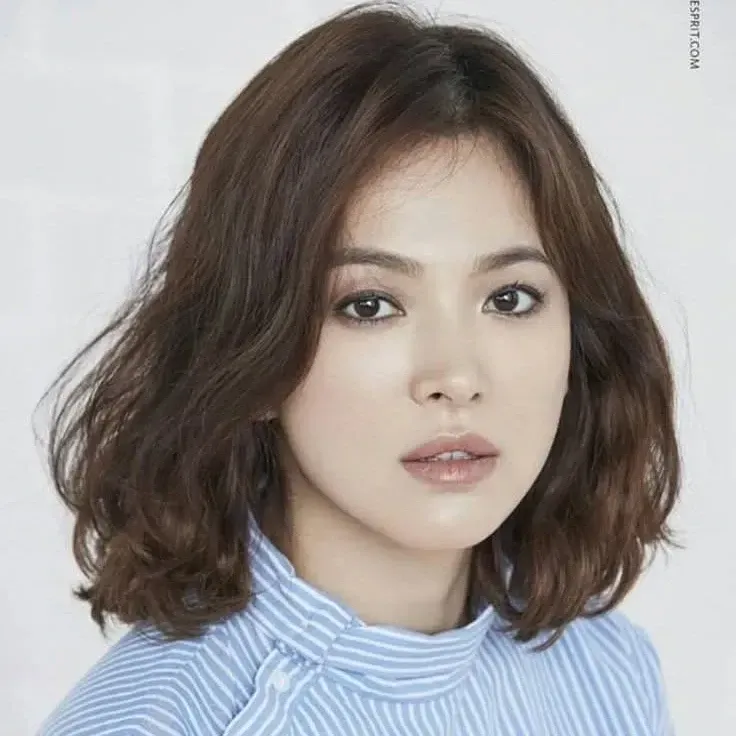 Behind-the-scenes cut of Song Hyekyo