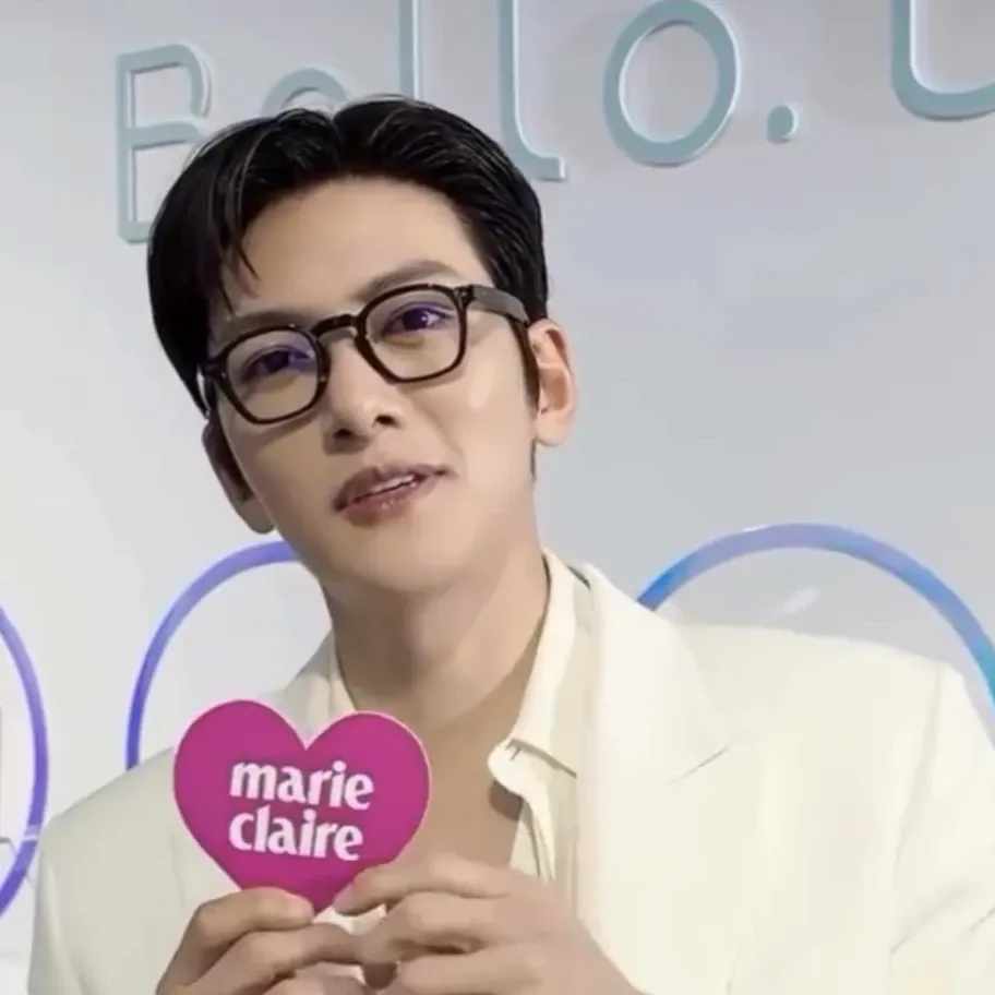 Behind-the-scenes cut of Ji Changwook