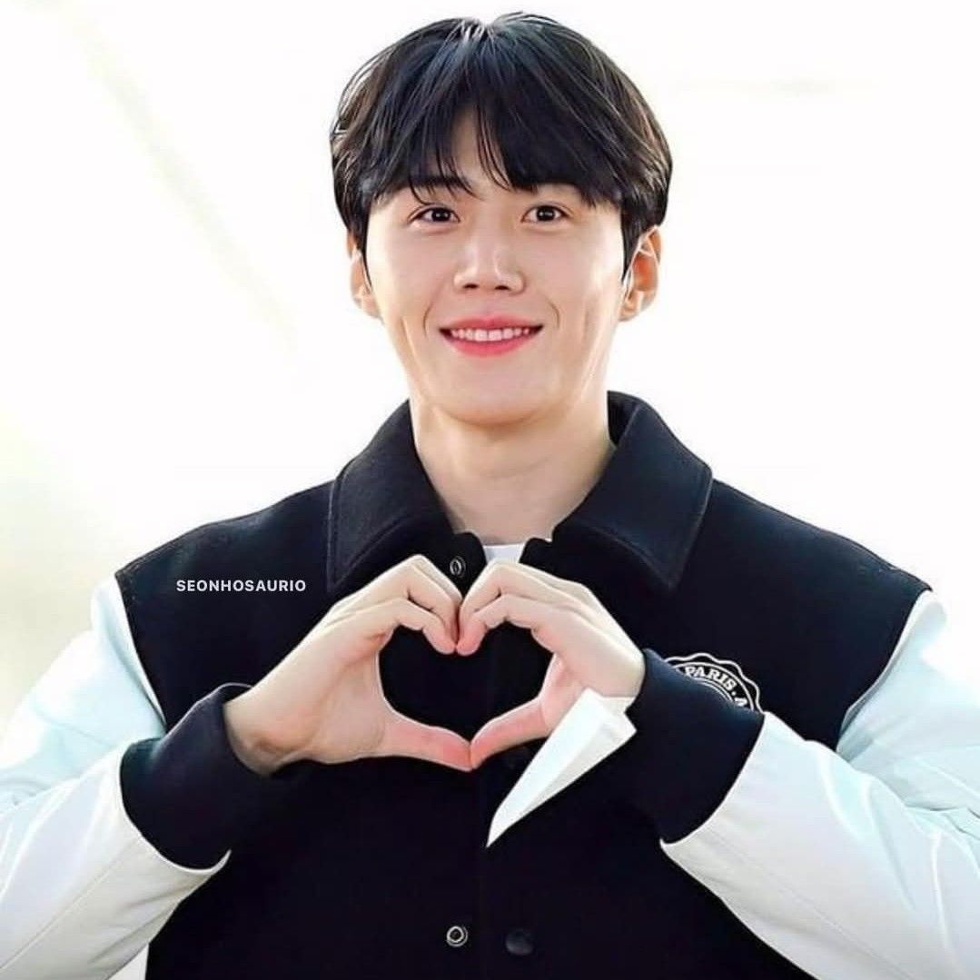 A moment captured by a fan of Kim Seonho