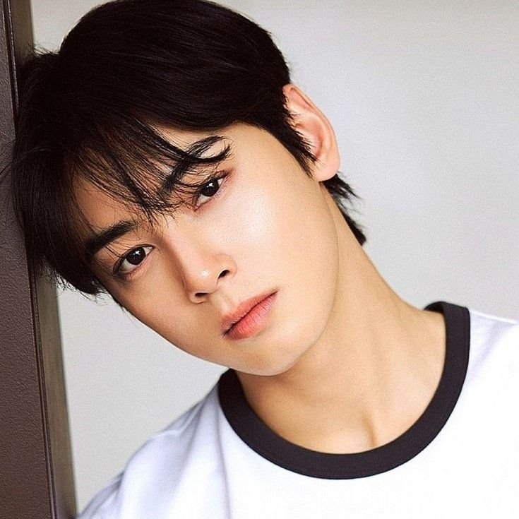 Cuplikan di balik layar dari Cha Eunwoo