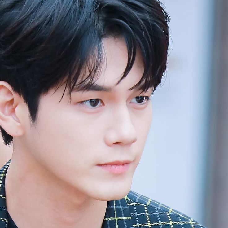 粉絲拍下的邕聖祐瞬間