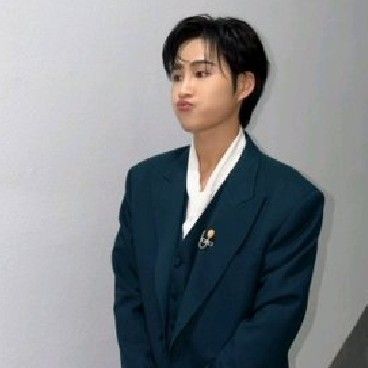 Latest photo of Kim Heejae