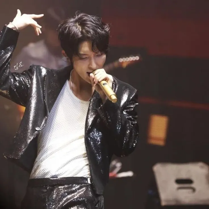 Recent activity shot of Lee Joongi