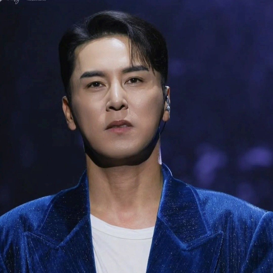 チャン・ミンホの最近の活動ショット