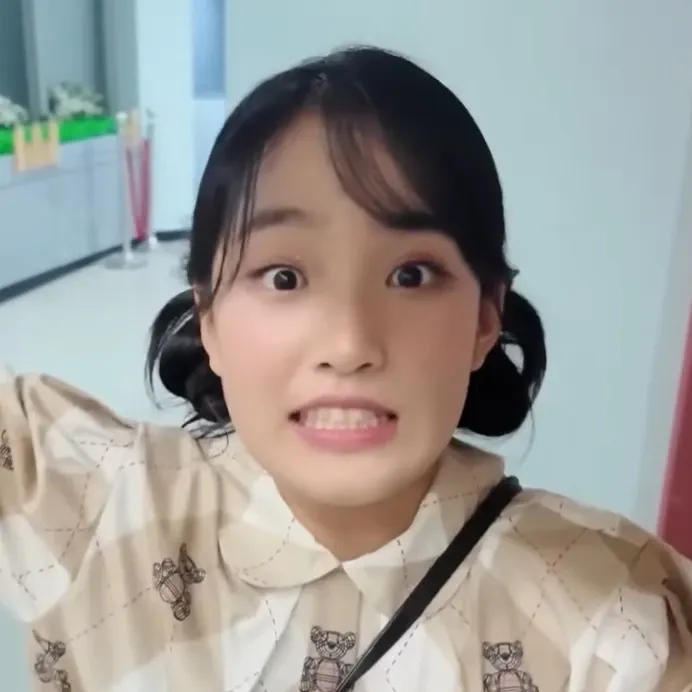 김태연의 비하인드 컷