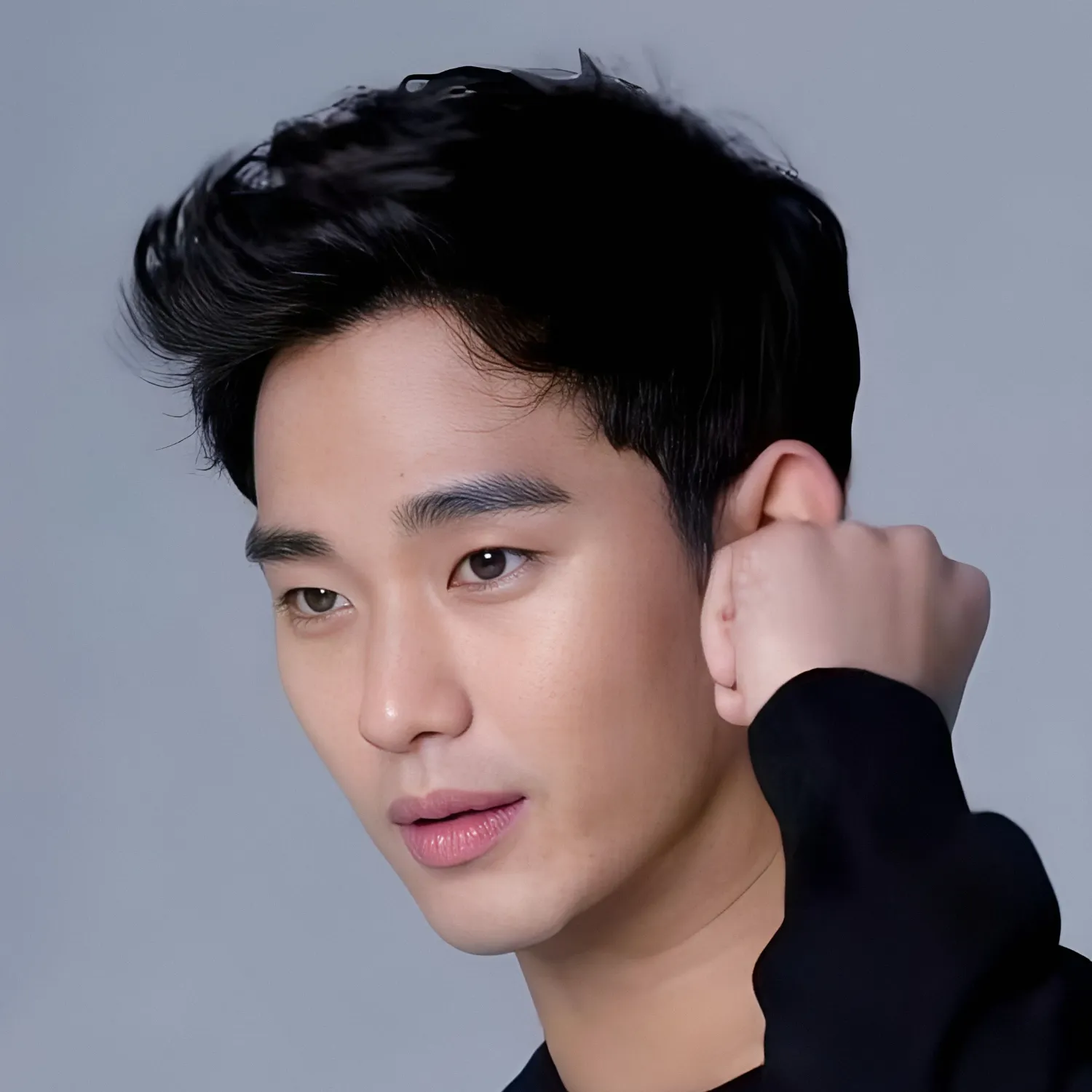Behind-the-scenes cut of Kim Soohyun