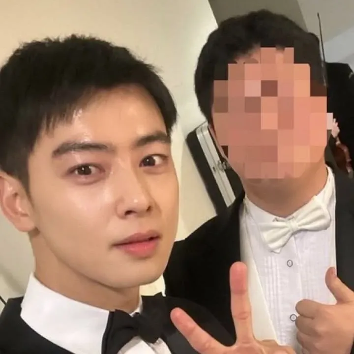 Latest photo of Cha Eunwoo