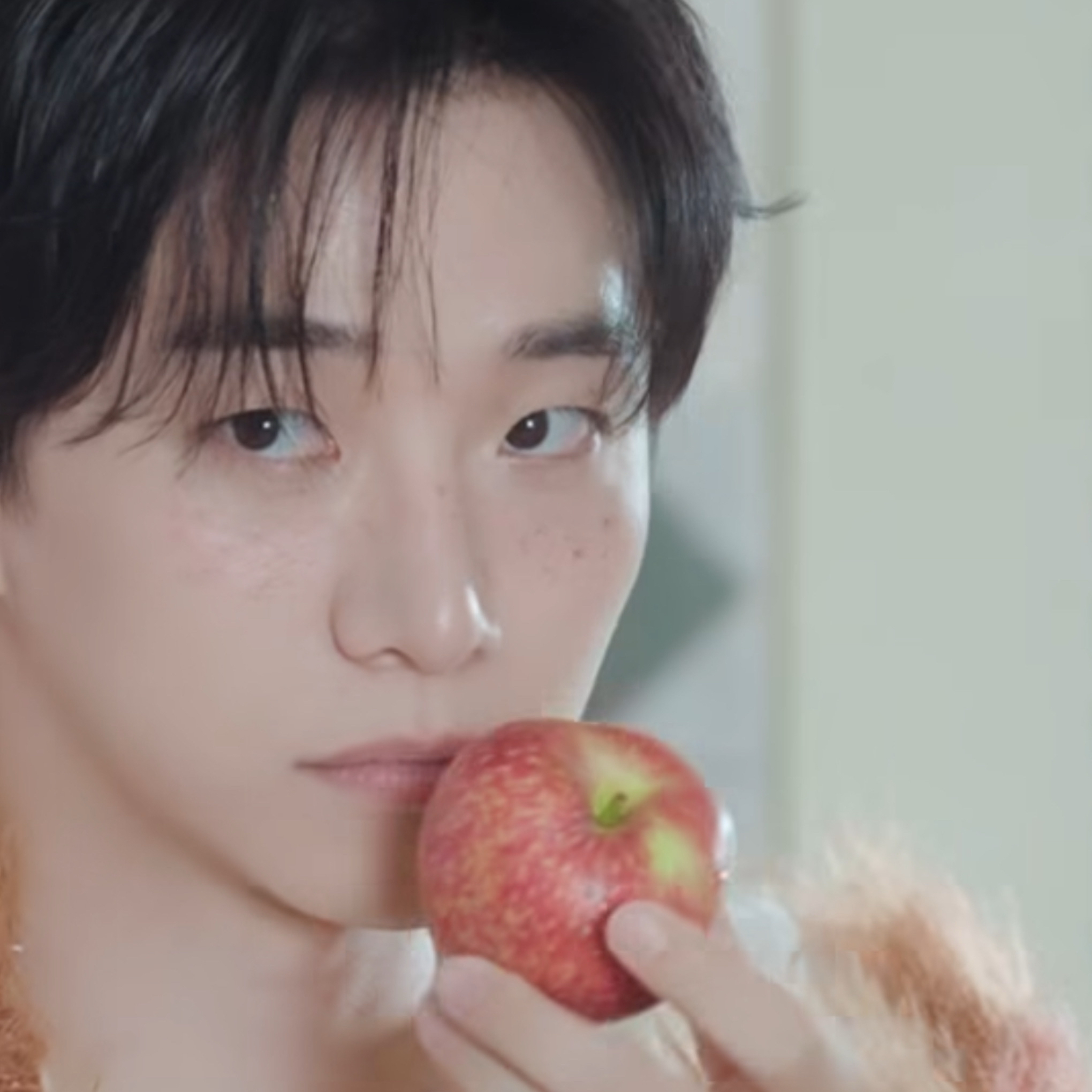 Momen yang diabadikan oleh penggemar Lee Junho