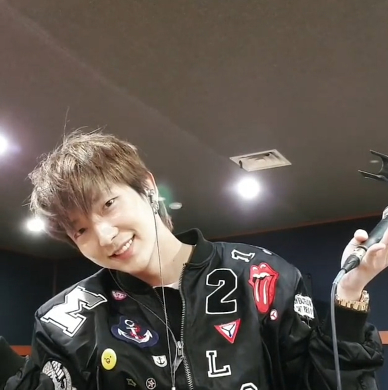 Behind-the-scenes cut of Lee Joongi