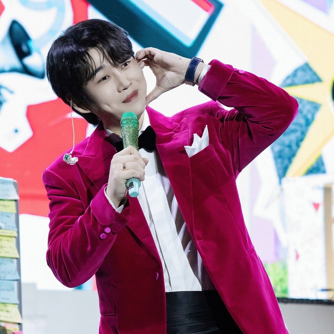 Recent activity shot of Hwang Youngwoong