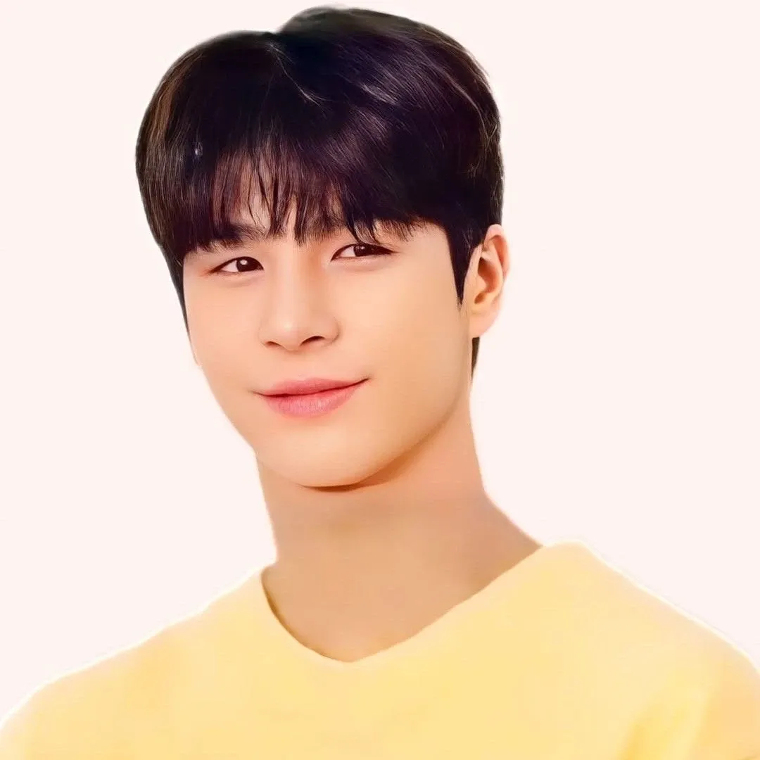 A moment captured by a fan of Jeong Dongwon