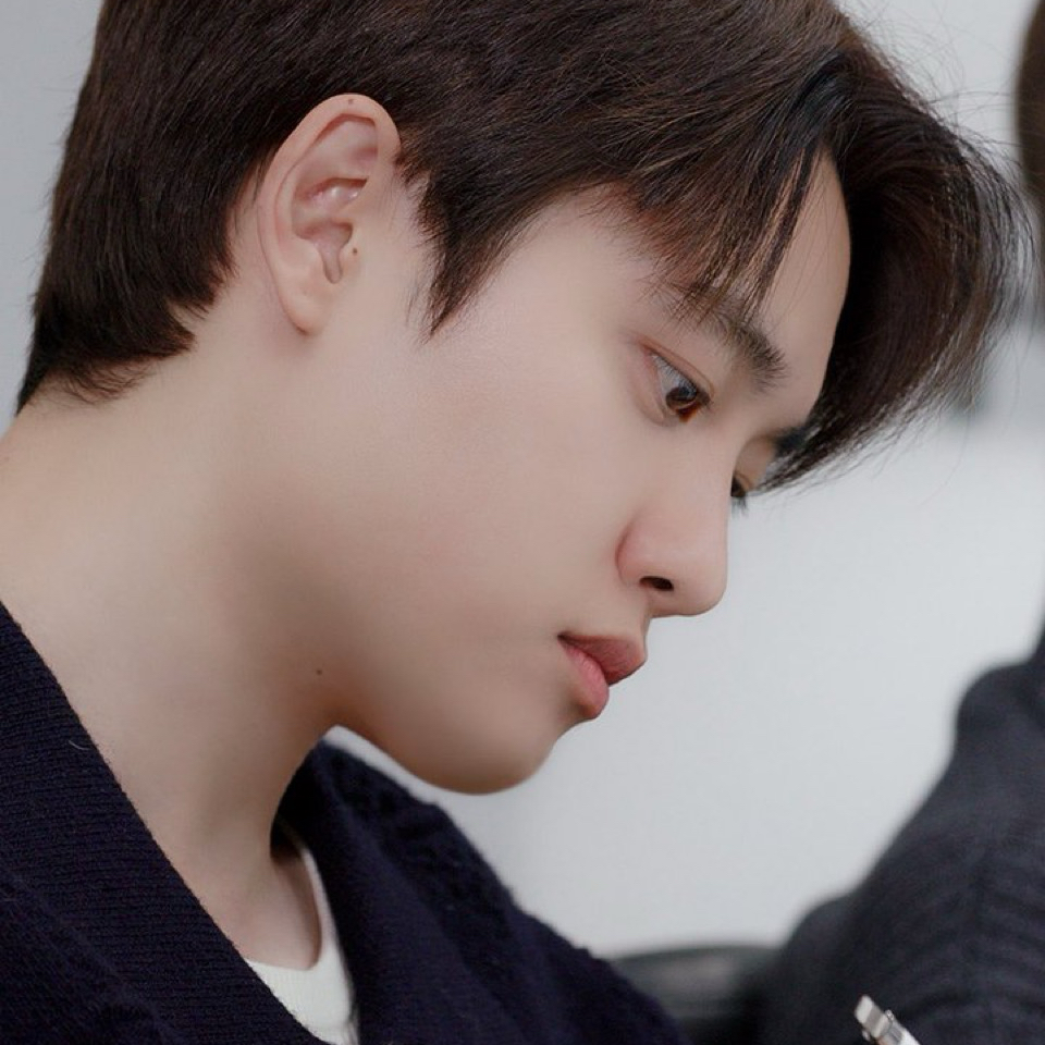 粉絲拍下的都暻秀 (D.O.)瞬間