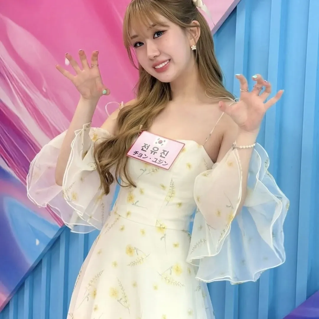 Momen yang diabadikan oleh penggemar Jeon Yujin