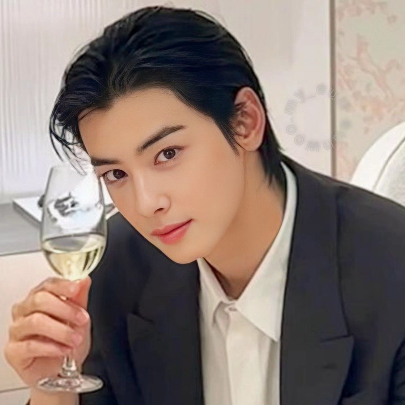 A moment captured by a fan of Cha Eunwoo