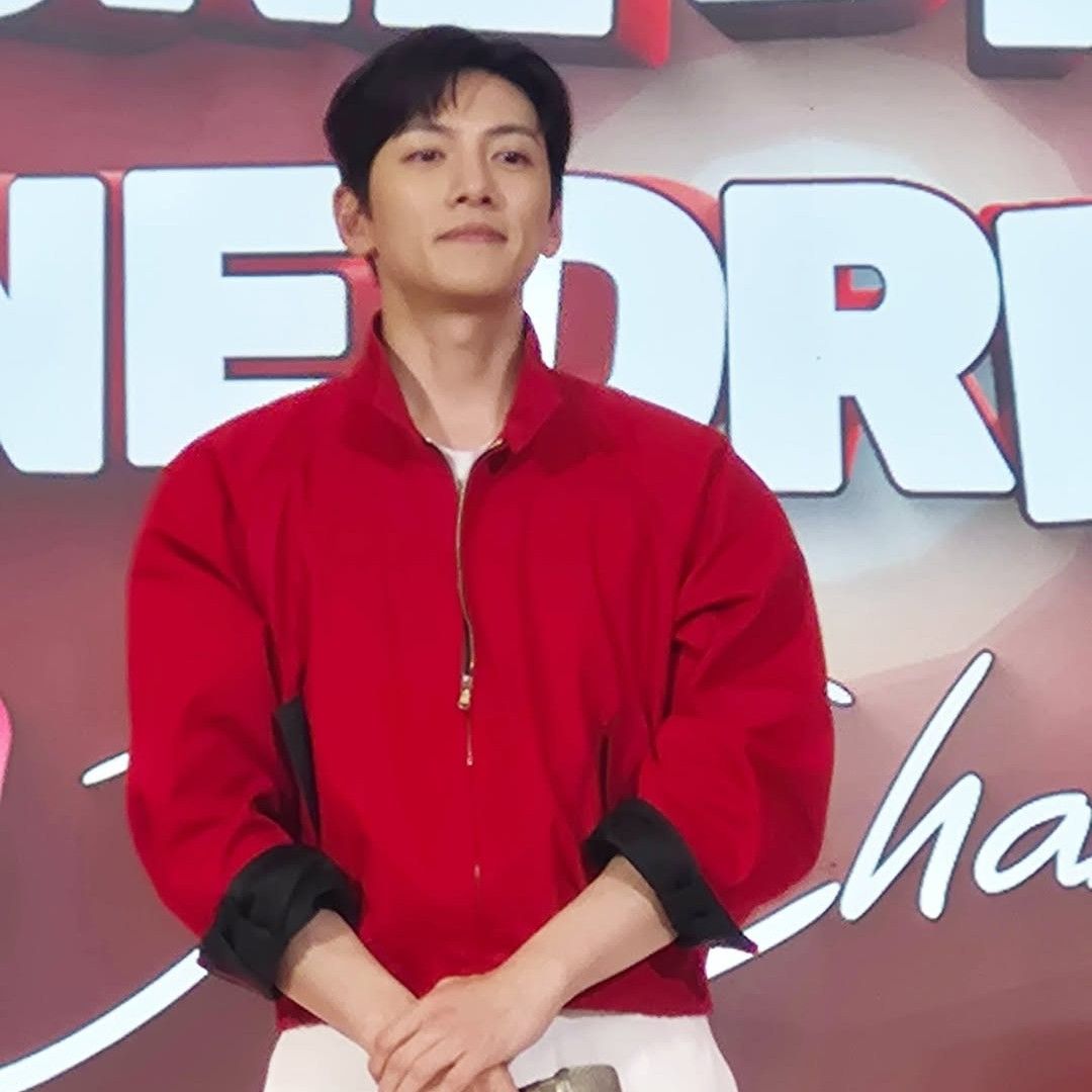 지창욱의 최신 사진