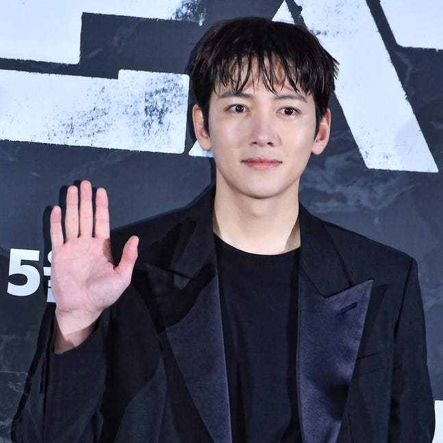 池昌旭的最新照片