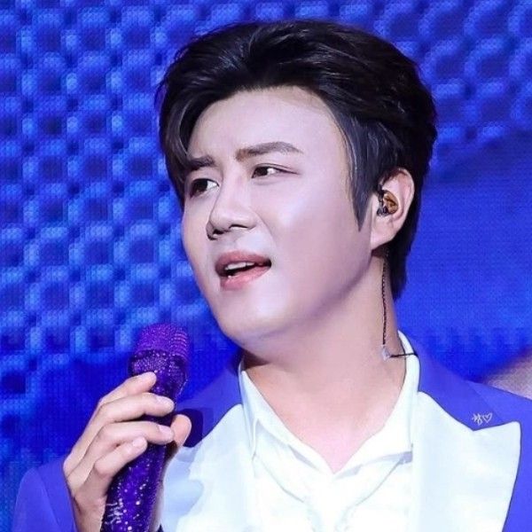 チン・ヘソンの最新写真