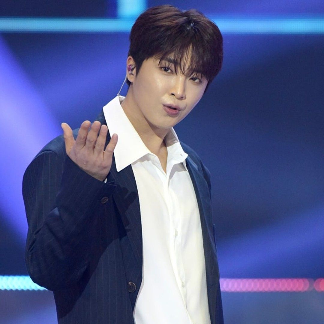 Behind-the-scenes cut of Hwang Yunsung