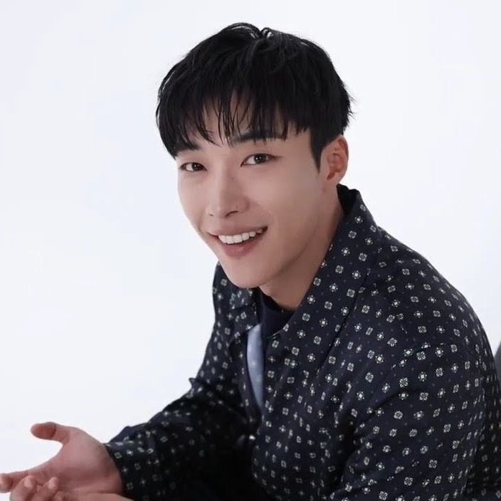 Behind-the-scenes cut of Woo Dohwan