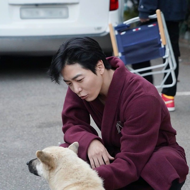 A moment captured by a fan of Kim Jaewook