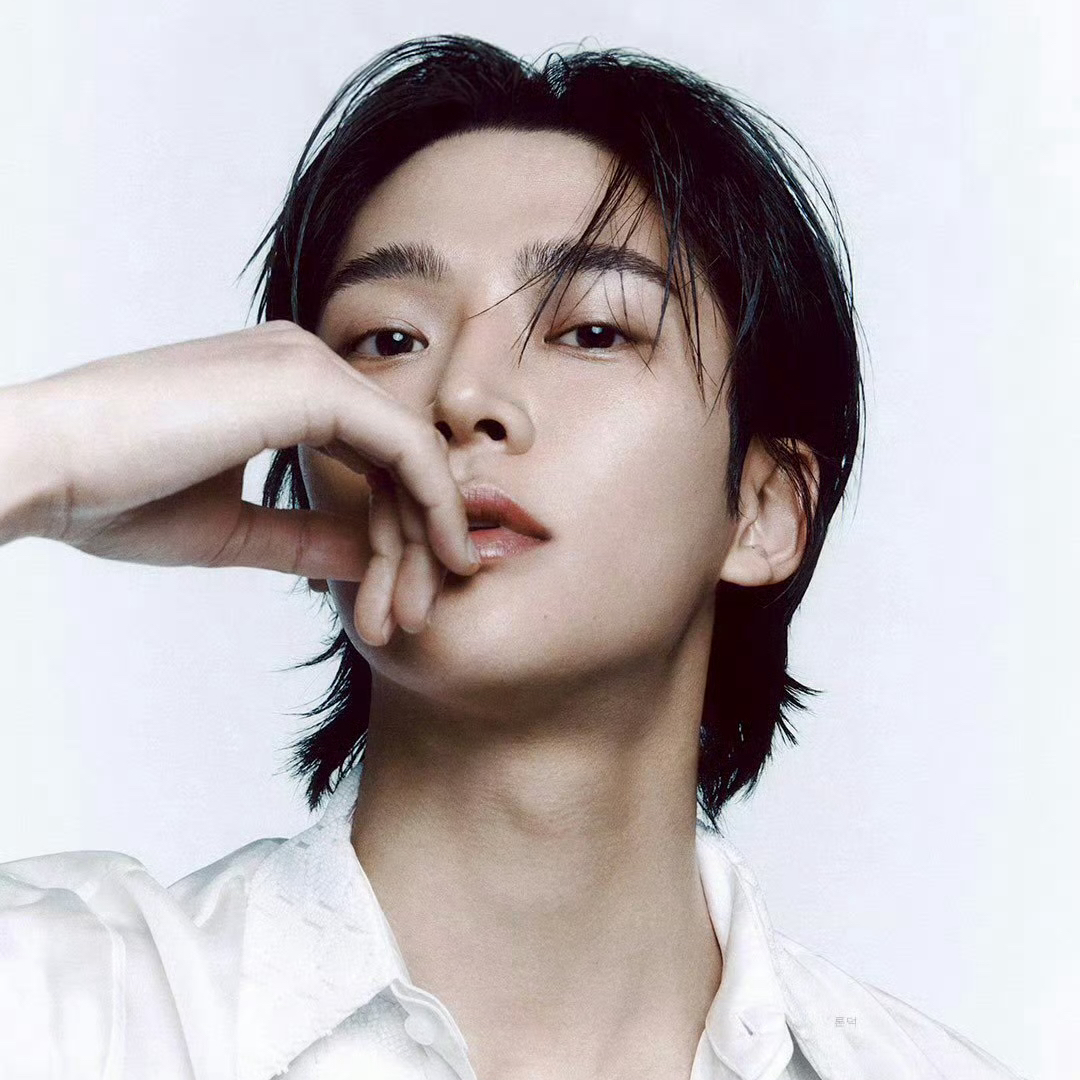 Momen yang diabadikan oleh penggemar Rowoon