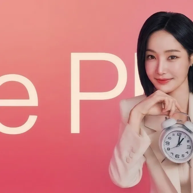 Behind-the-scenes cut of Yeonwoo