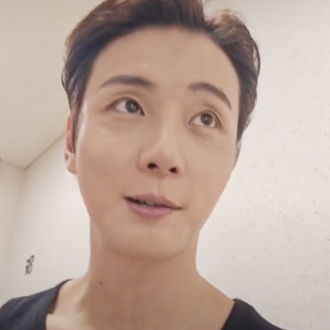 Recent activity shot of Yoon Shiyoon