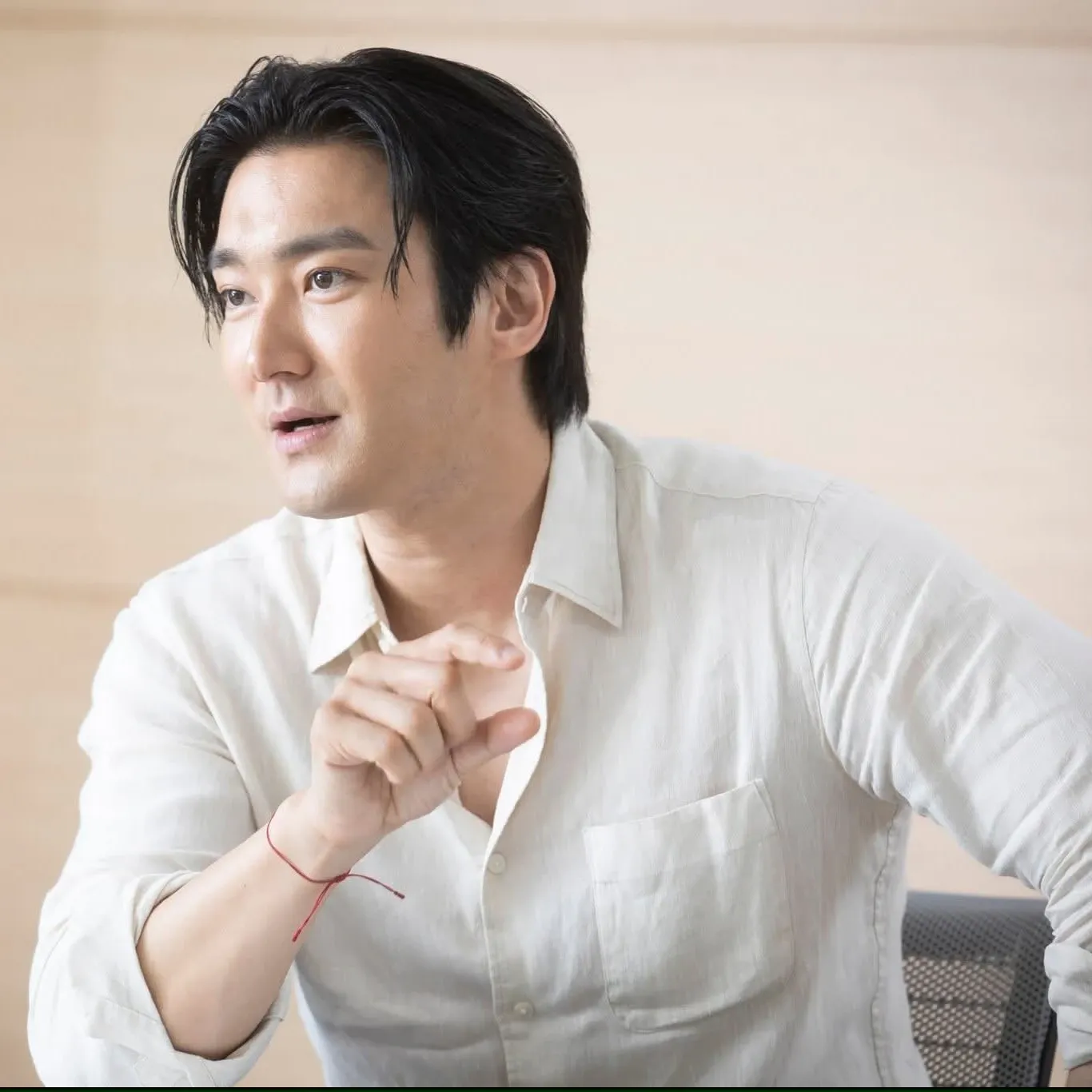 Latest photo of Choi Siwon