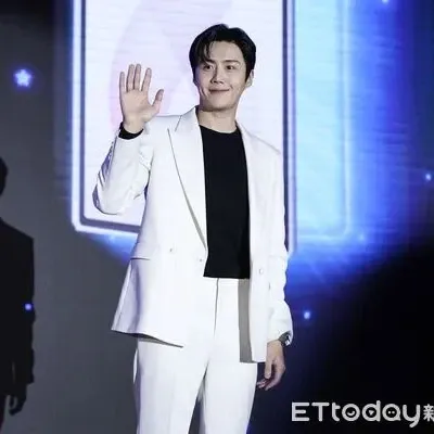 김선호의 최신 사진