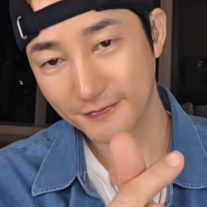 Latest photo of Park Sihoo