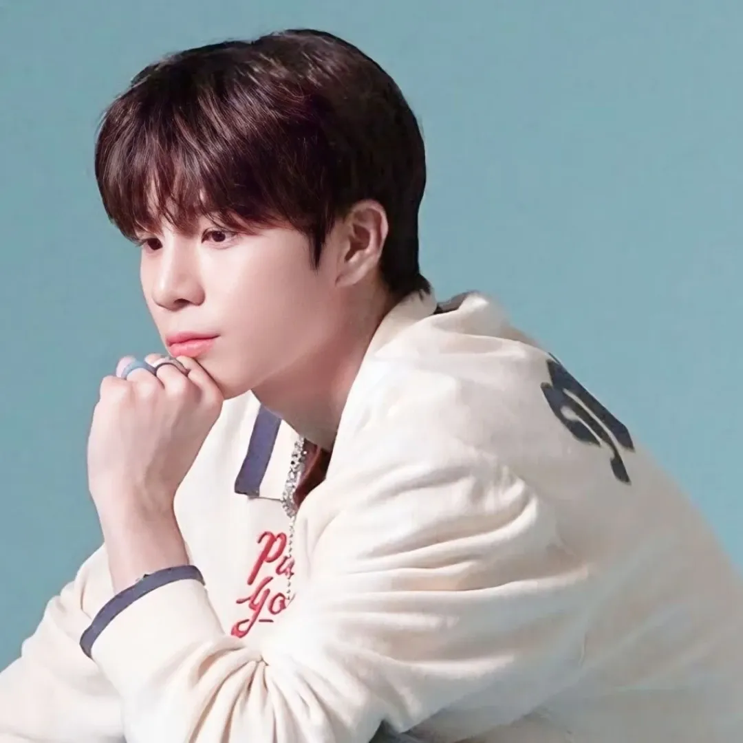 Latest photo of Jeong Dongwon