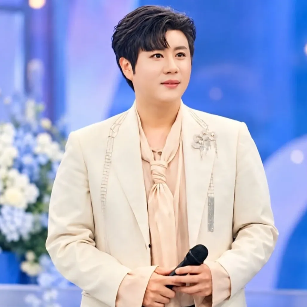 Behind-the-scenes cut of Jin Haesung