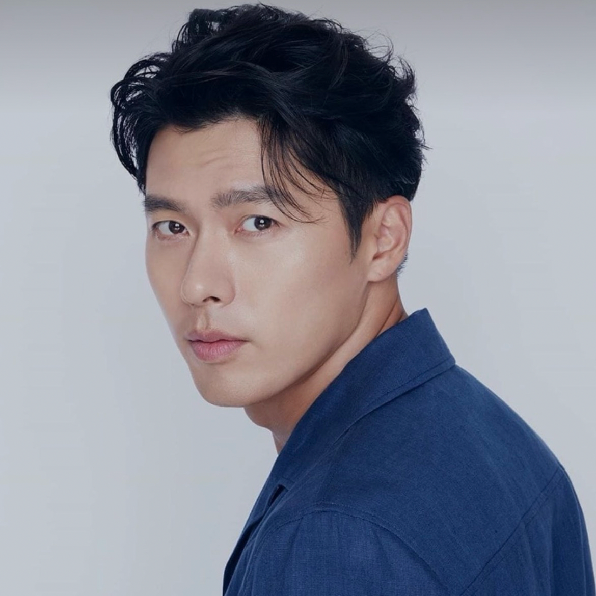 Momen yang diabadikan oleh penggemar Hyun Bin