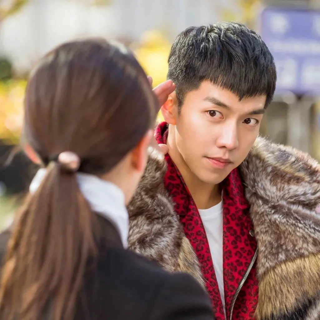 Momen yang diabadikan oleh penggemar Lee Seunggi