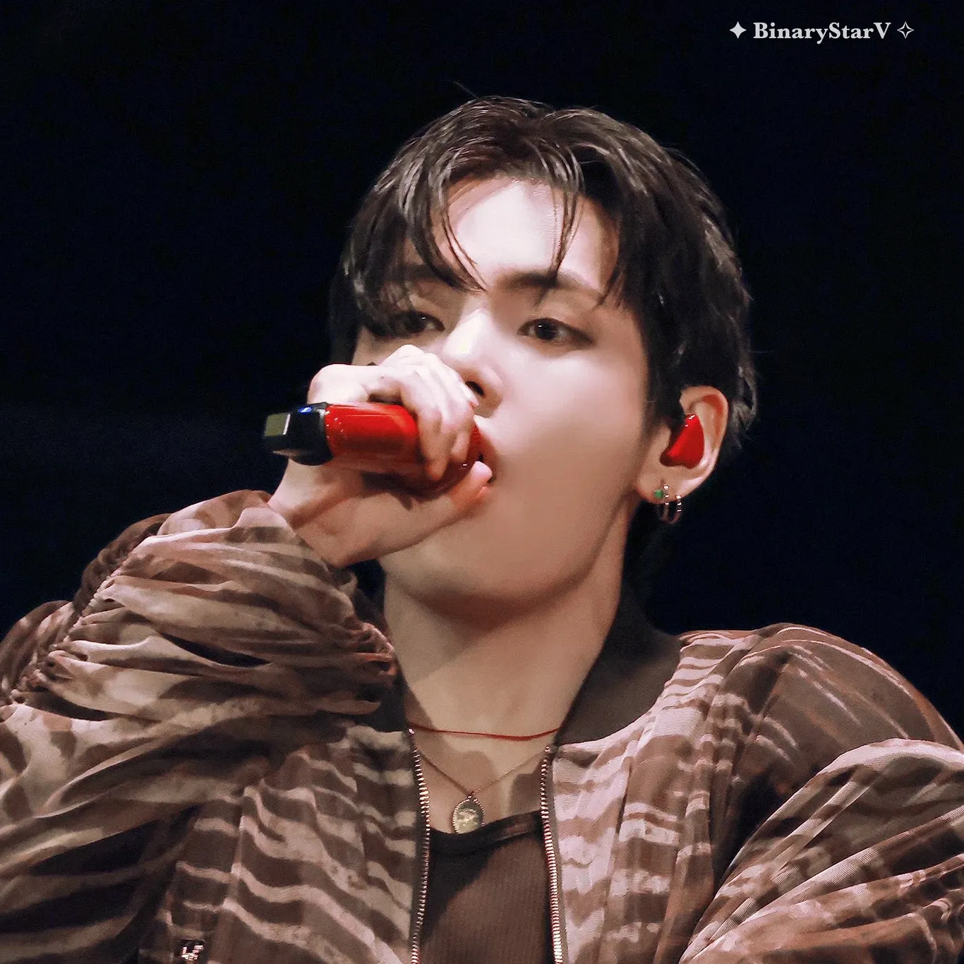 A moment captured by a fan of Kim Taehyung (V)