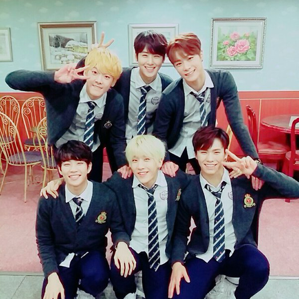 Behind-the-scenes cut of Cha Eunwoo