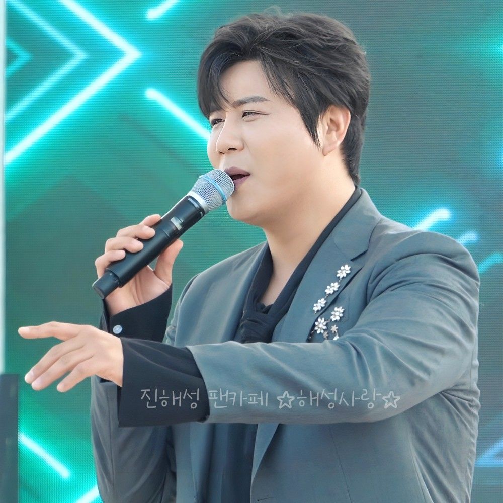 粉絲拍下的晉海成瞬間