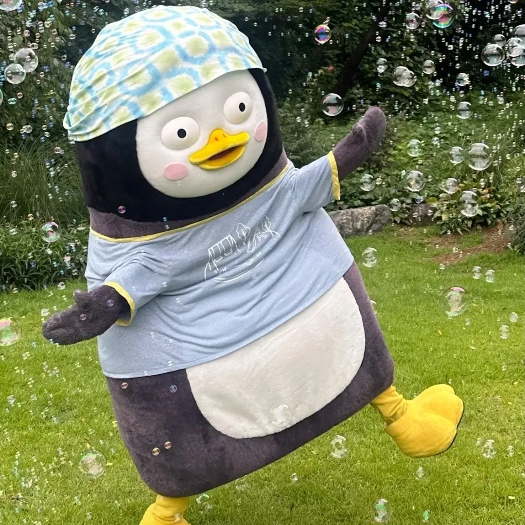 A moment captured by a fan of Pengsoo