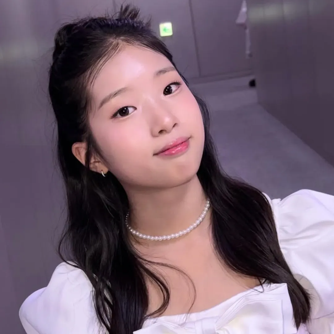 Latest photo of Bin Yeseo