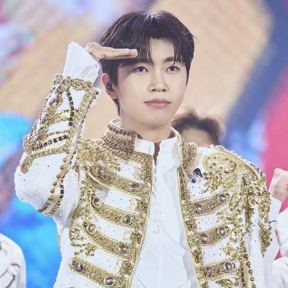 Momen yang diabadikan oleh penggemar Lim Youngwoong