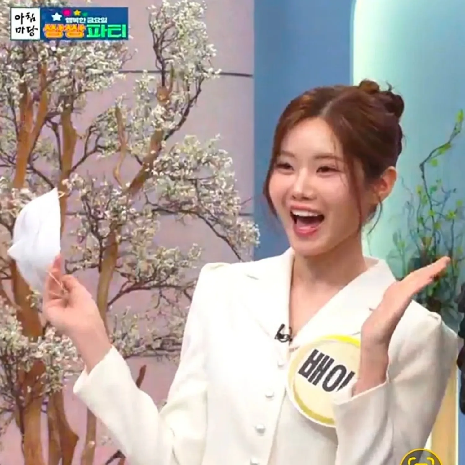 A moment captured by a fan of Bae Ahyeon