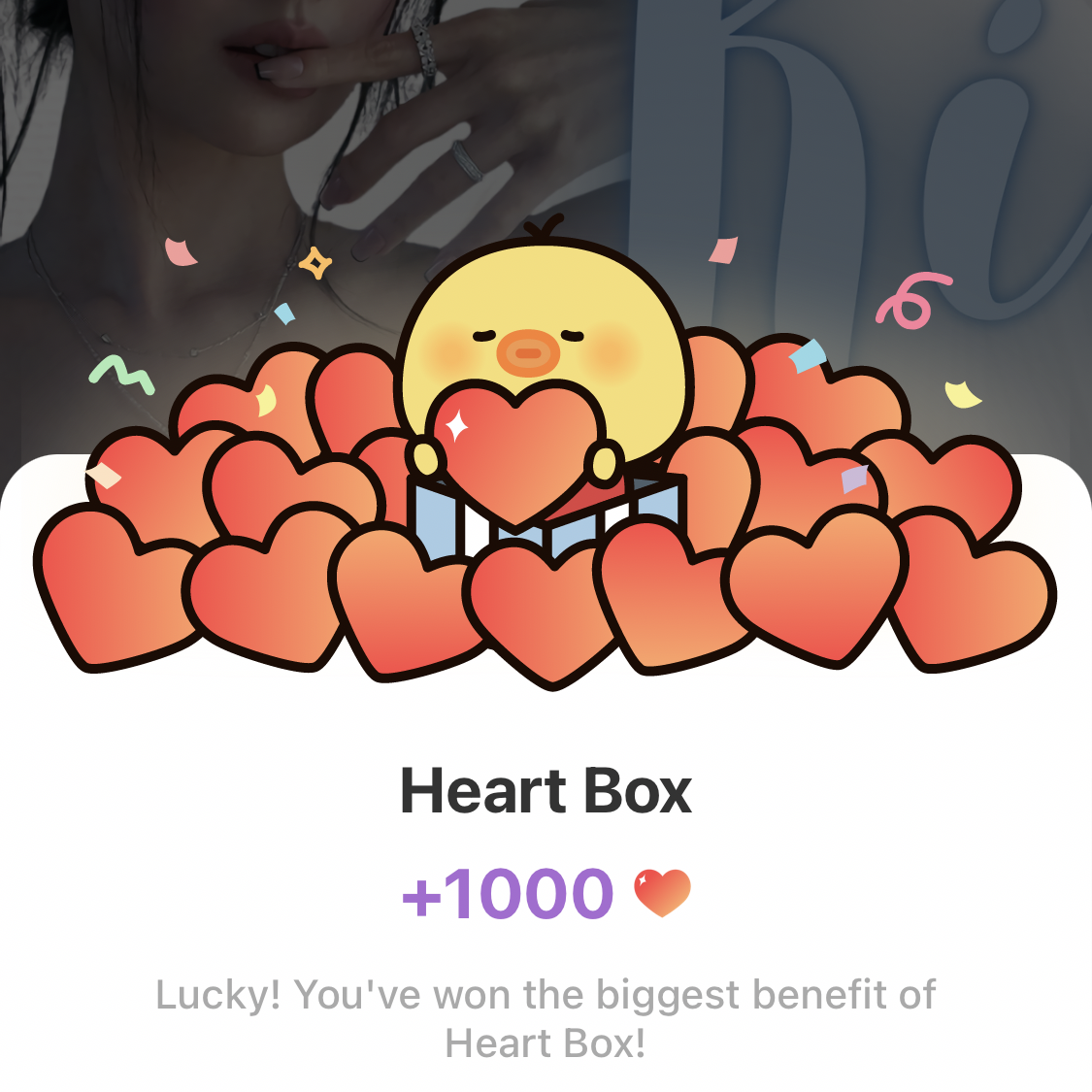 Behind-the-scenes cut of Kim Jiwon